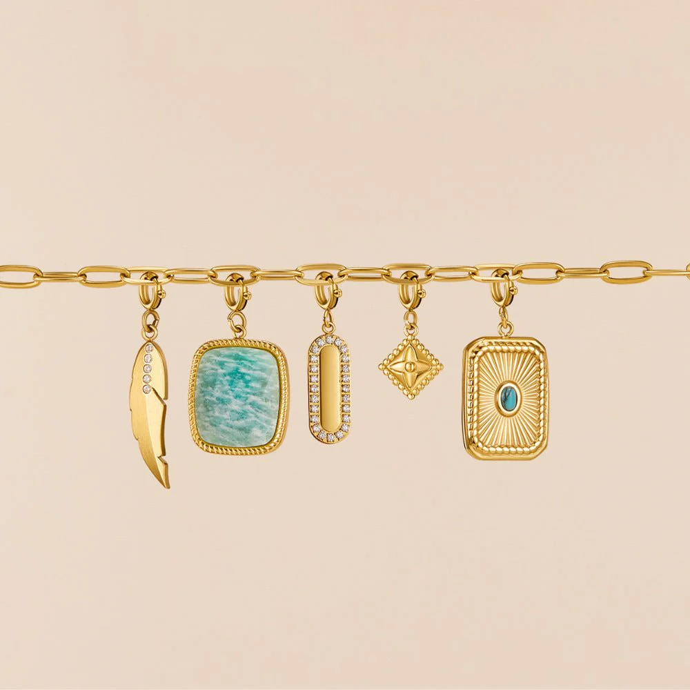 Lucky Gold Clover Leaf Charm - Image 4