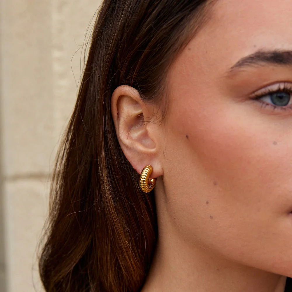Lulu Spring Hoop Earrings - Image 5