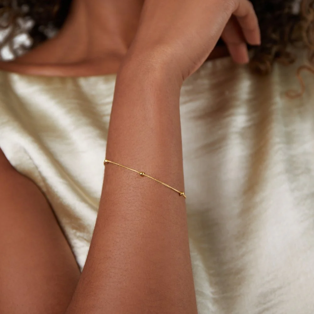 Luna Gold Bead Bracelet - Image 2