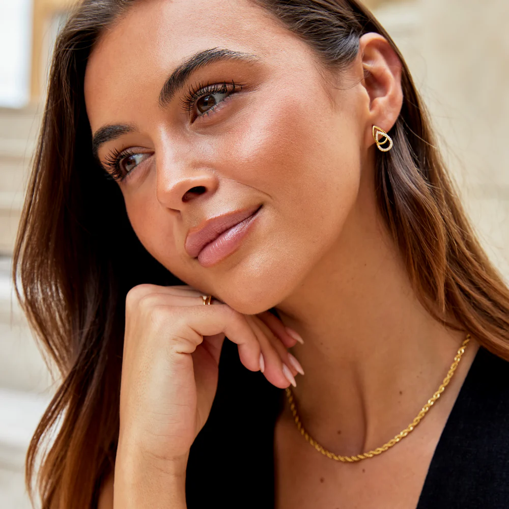 Mara Teardrop Link Earrings - Image 8