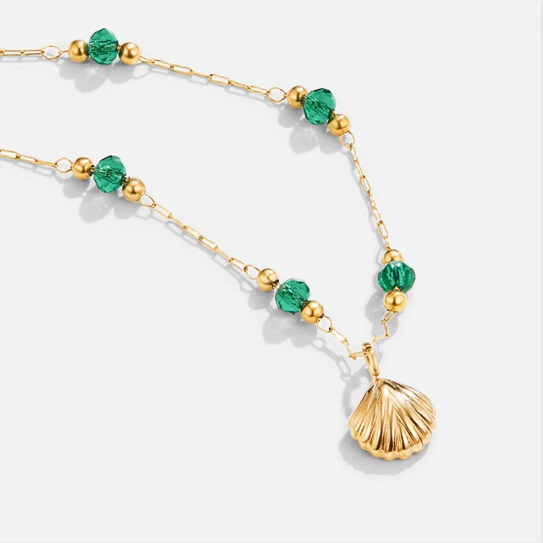 Nerissa Gold Shell & Green Bead Necklace - Image 5