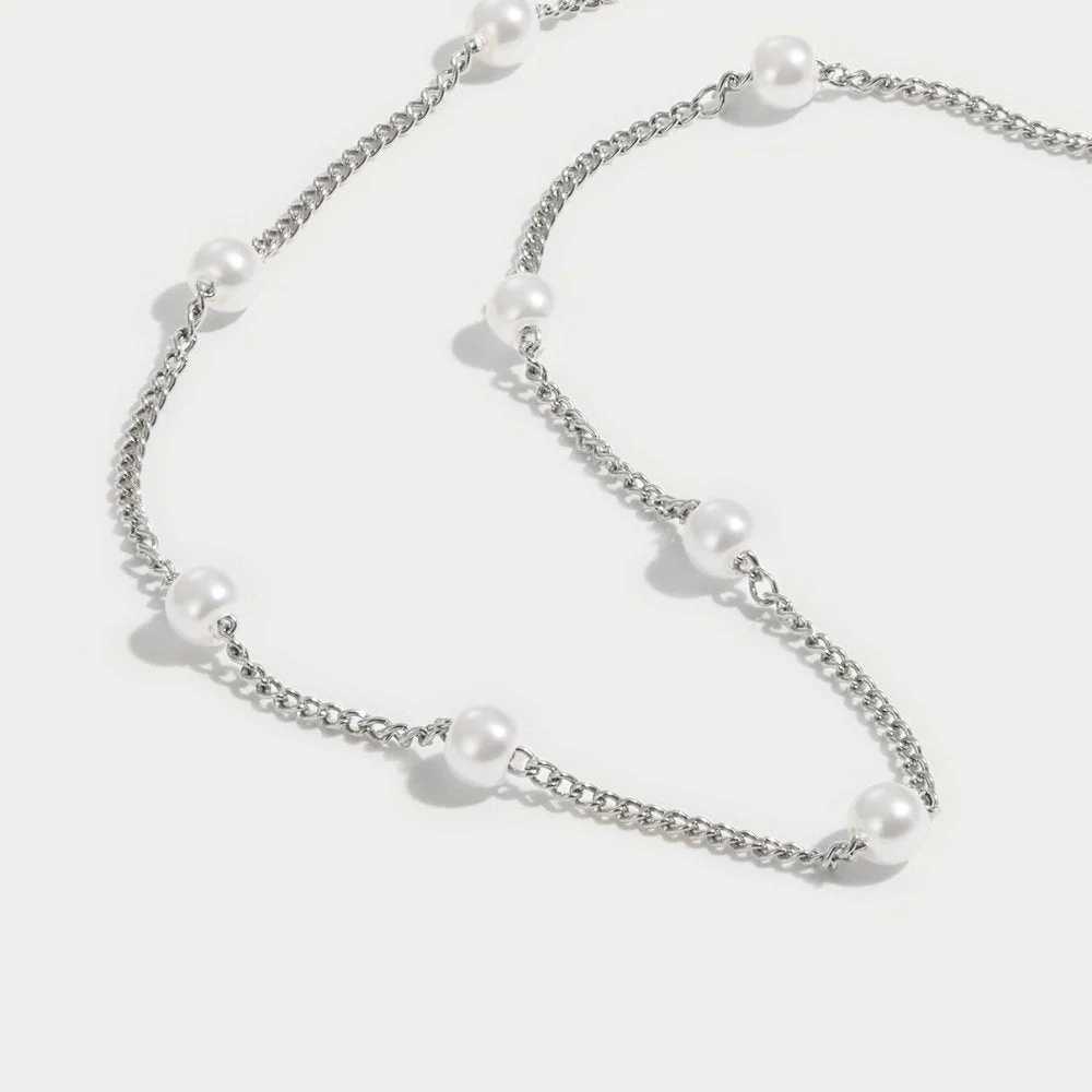 Nura Pearl Silver Necklace - Image 3