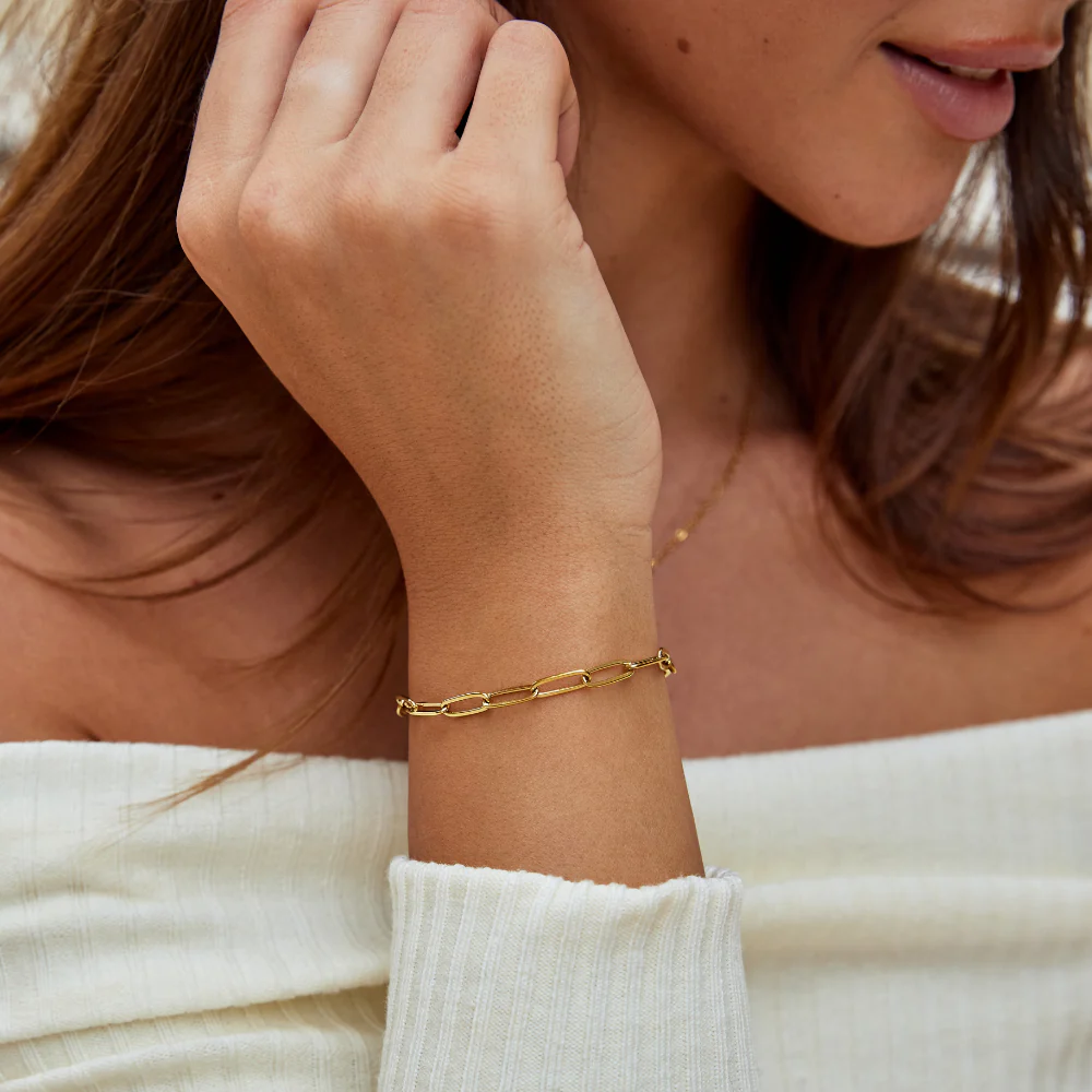 Paperclip Gold Bracelet - Image 6