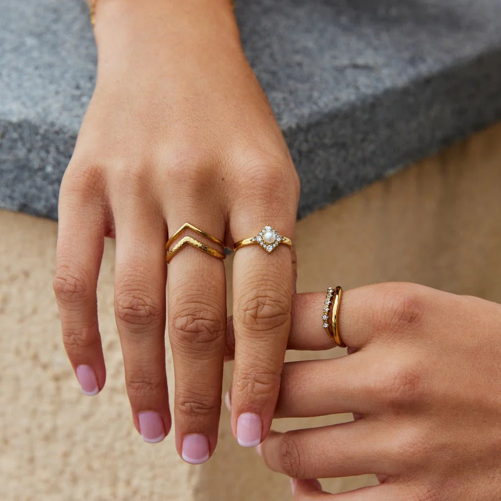 Pearl & Crystal Eternity Ring - Image 3