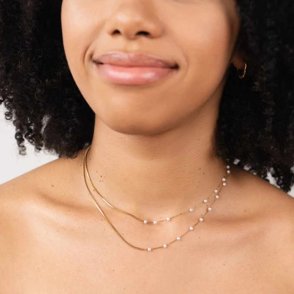 Pearl & Gold Long Chain Necklace - Image 3