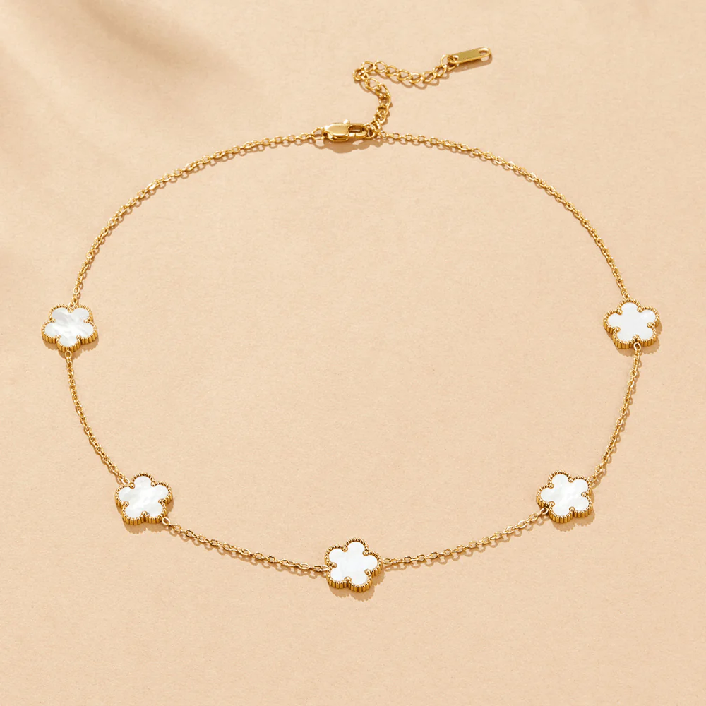 Pearl Shell Clover Necklace - Image 3