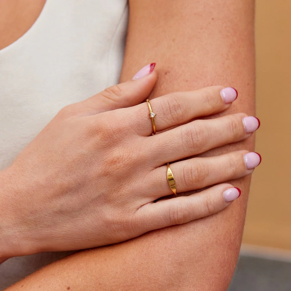 Pipa Gold Signet Ring - Image 2