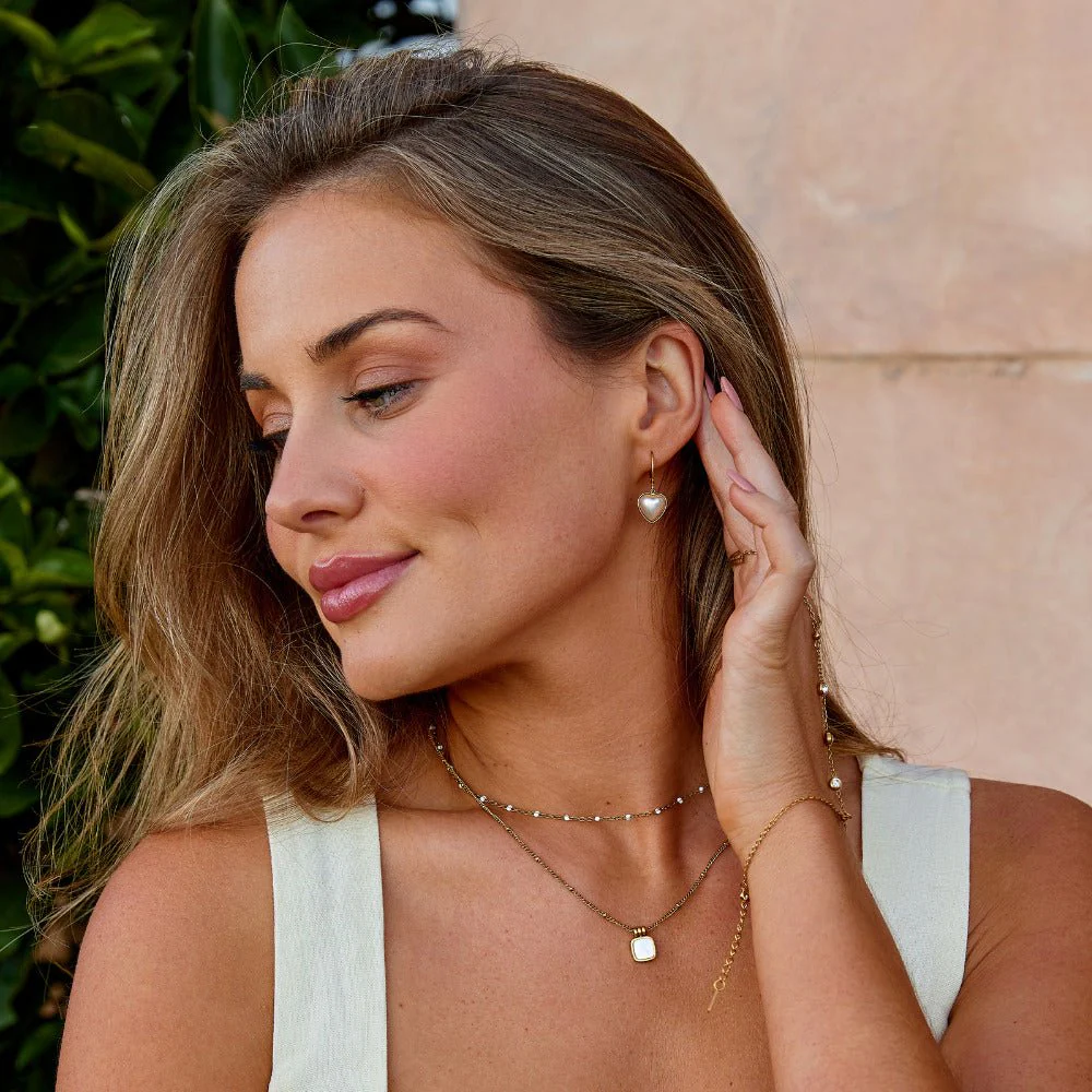 'Pure Heart' Pearl Hoop Earrings - Image 4