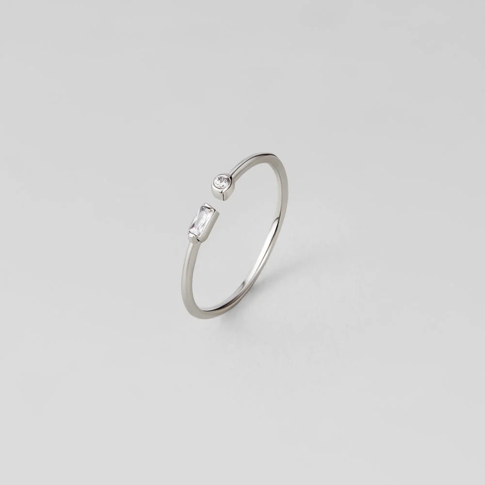 Serena Silver Crystal Ring