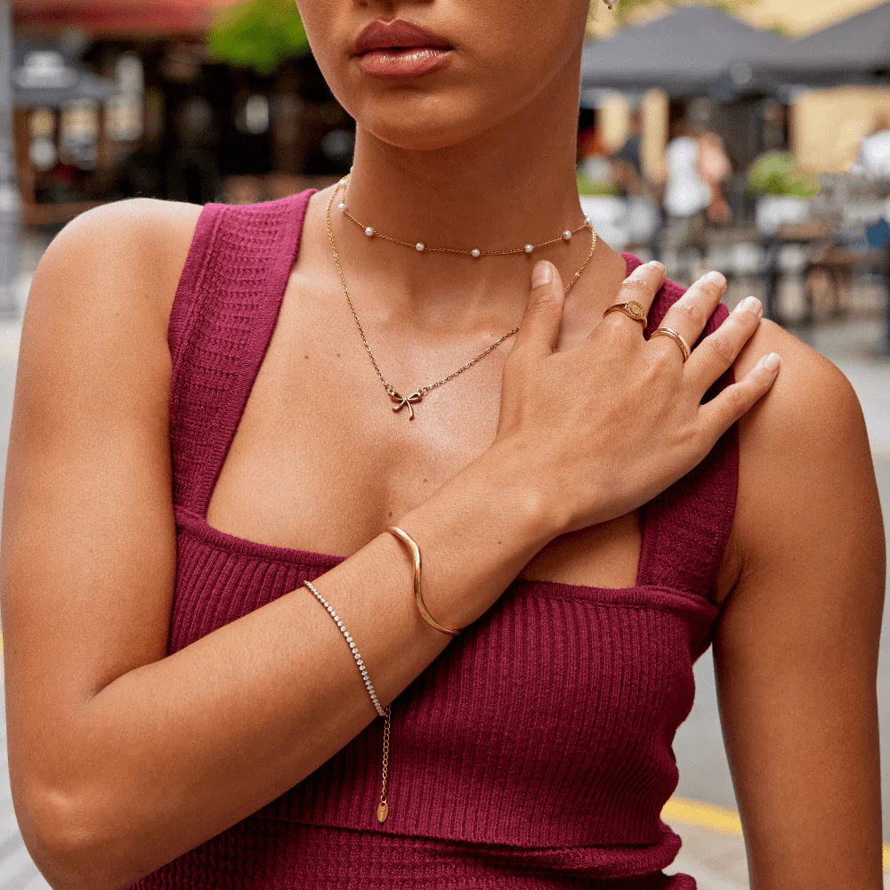 Serenity Bow Pendant Necklace - Image 5