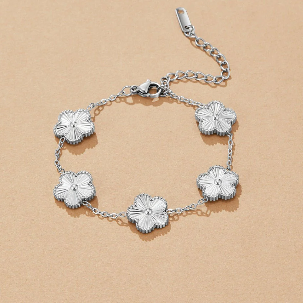 Silver Clover Bracelet - Image 3