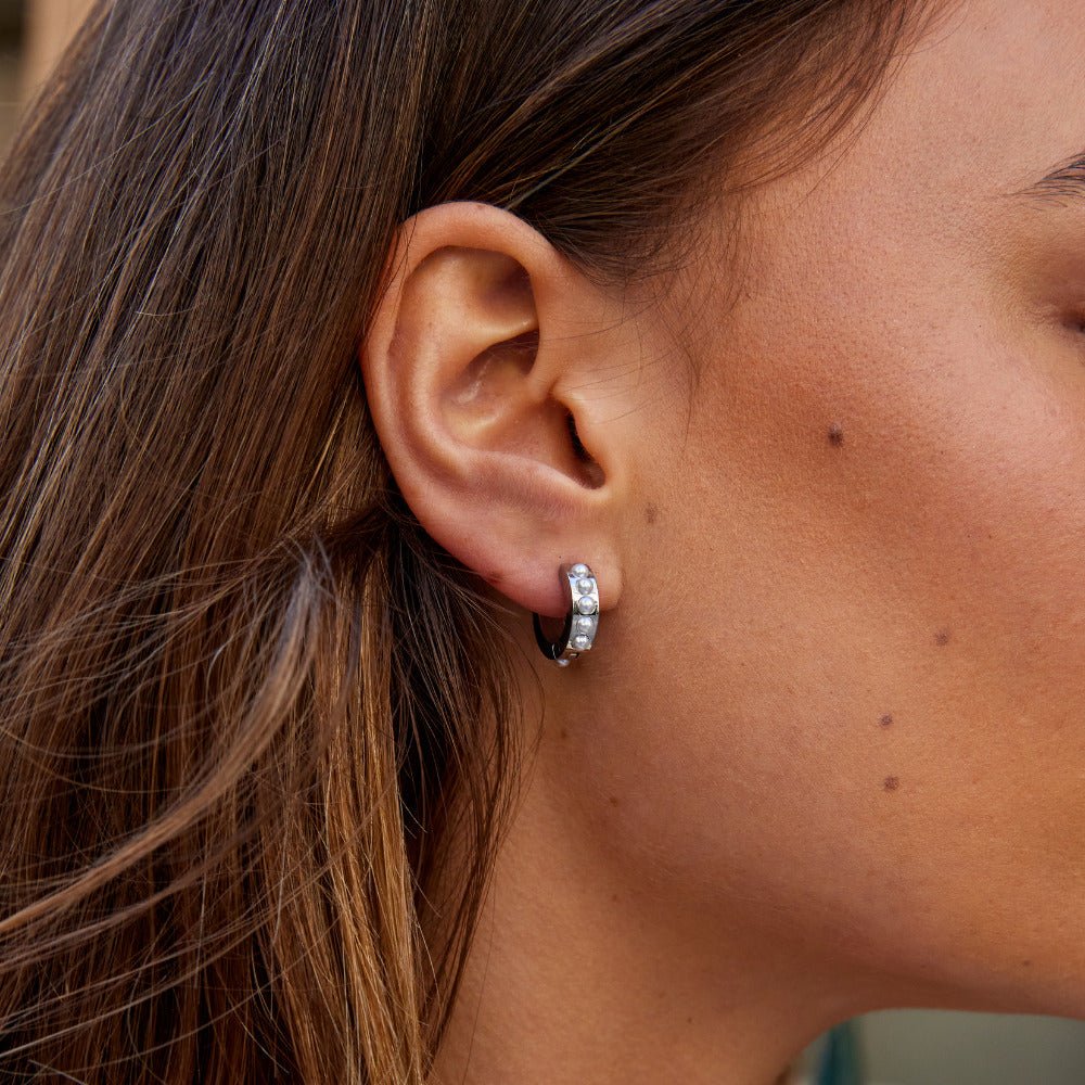 Silver Eula Pearl Hoop Earrings - Image 2