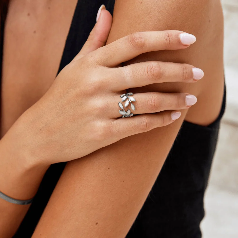 Silver Leaf Ring - Image 2