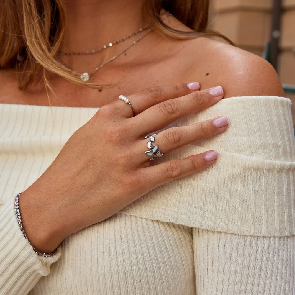 Silver Leaf Ring - Image 3