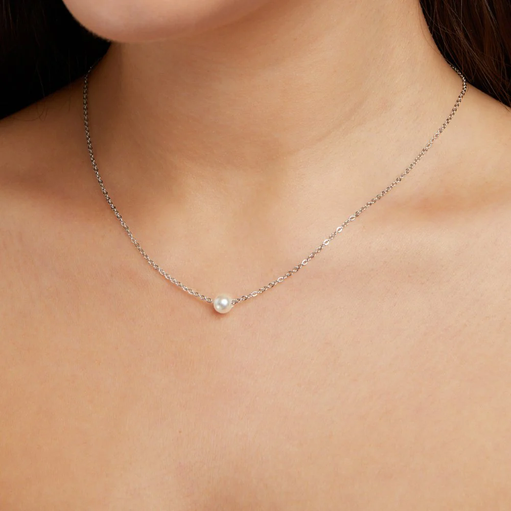 Solitaire Silver Pearl Necklace - Image 2