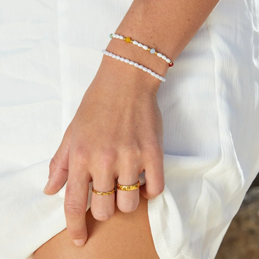 Temi Pearl Bracelet - Image 5