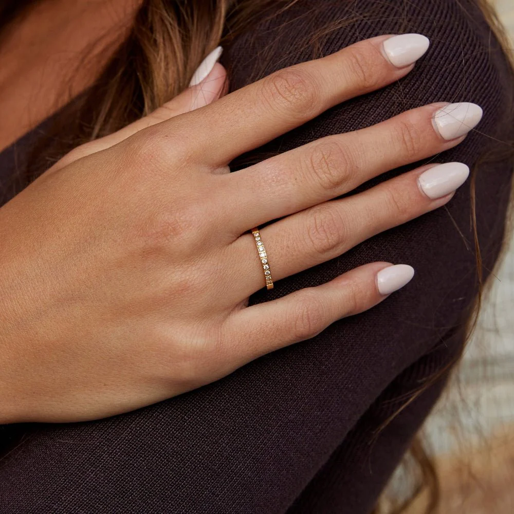Timeless Beauty 18K Crystal Ring - Image 3