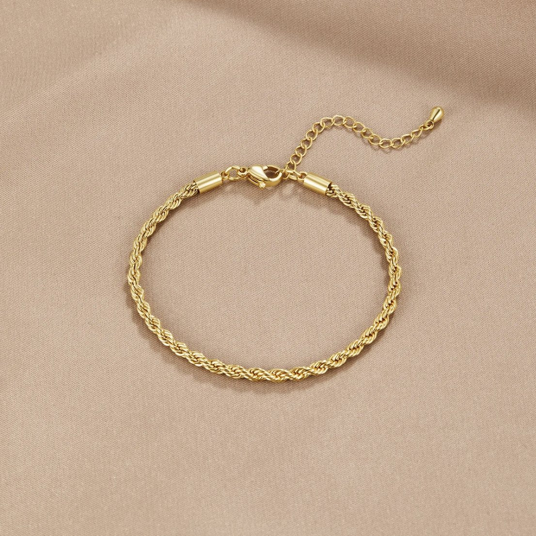 Twisted 18K Gold Bracelet - Image 3