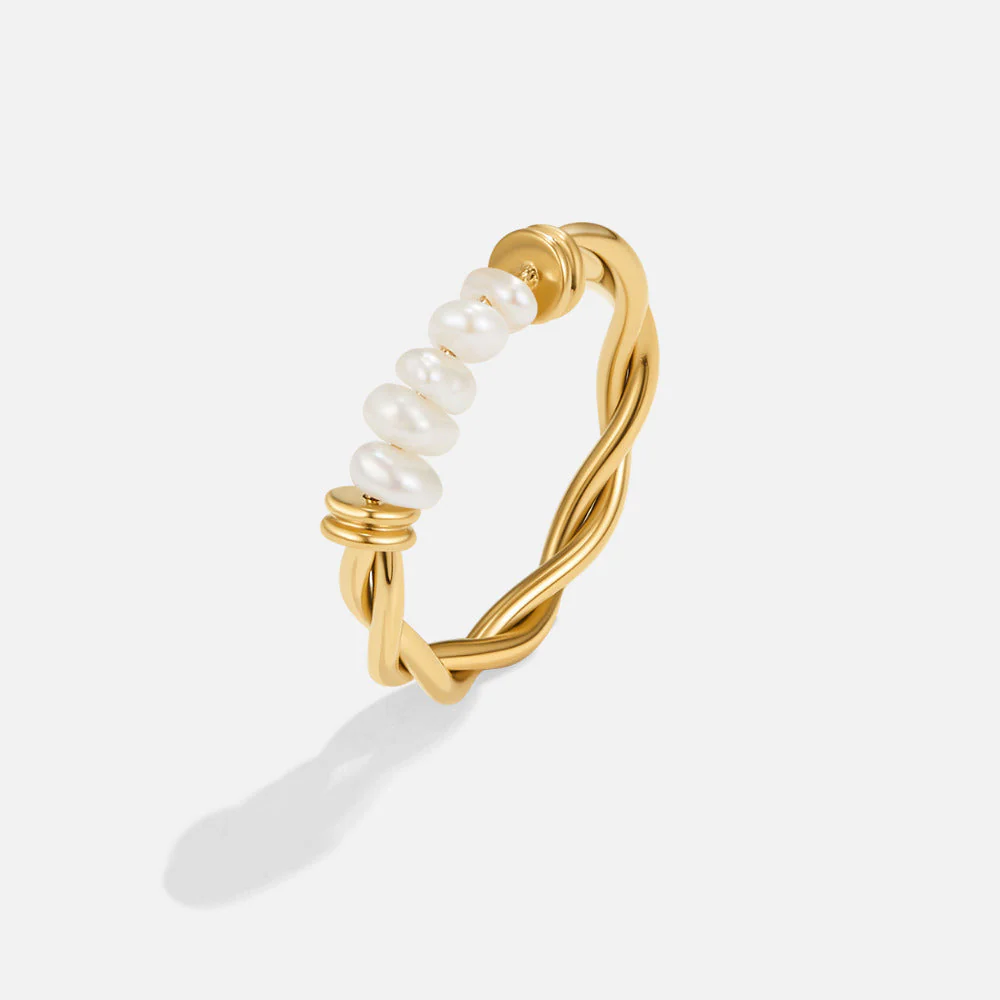 Twisted Classic Freshwater Pearl Ring - Image 3