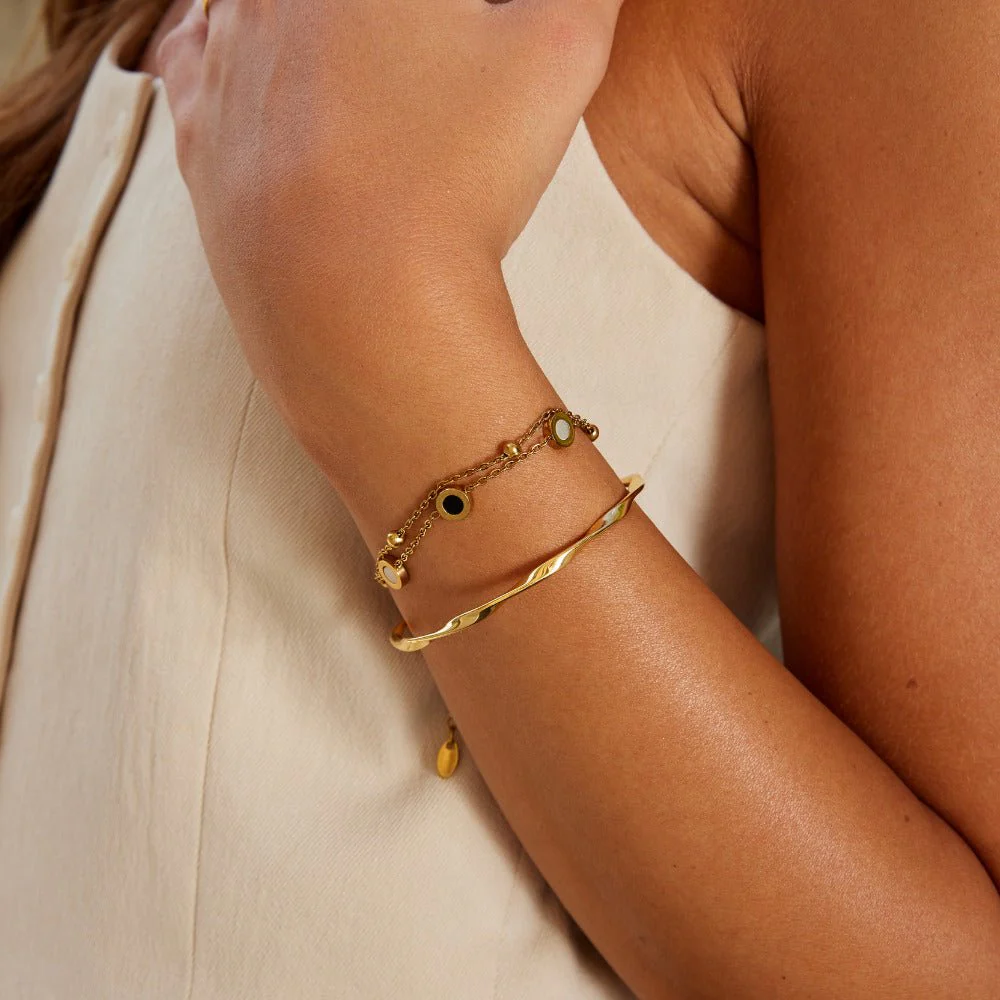 Twisted Imari Gold Bangle - Image 6