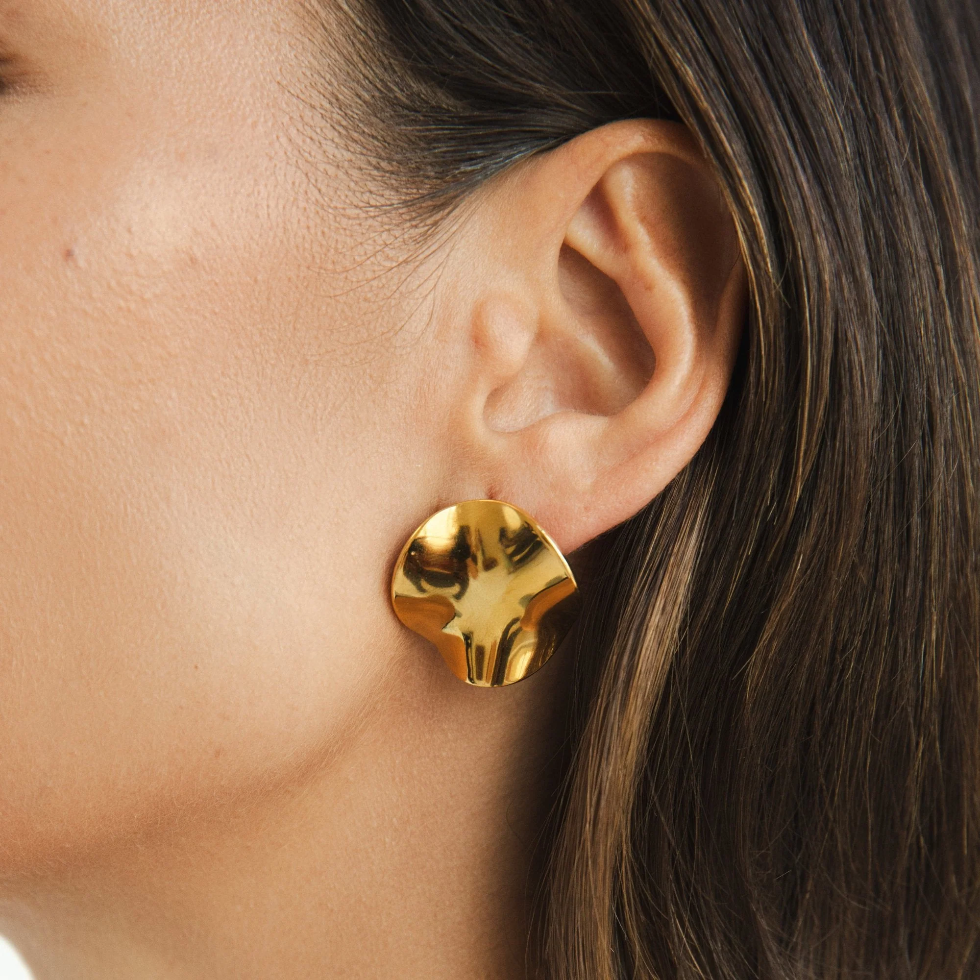 Tyra Gold Earrings - Image 2