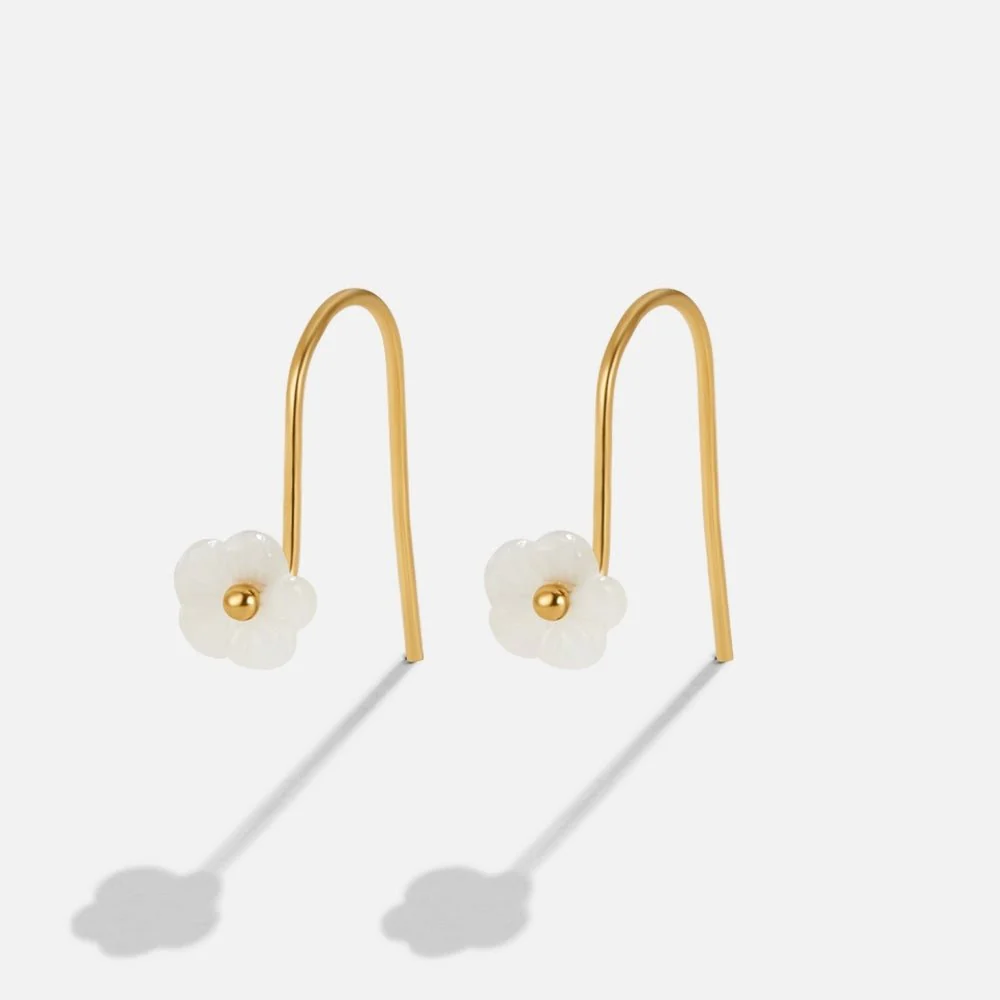 White Petal Shell Drop Earrings - Image 4
