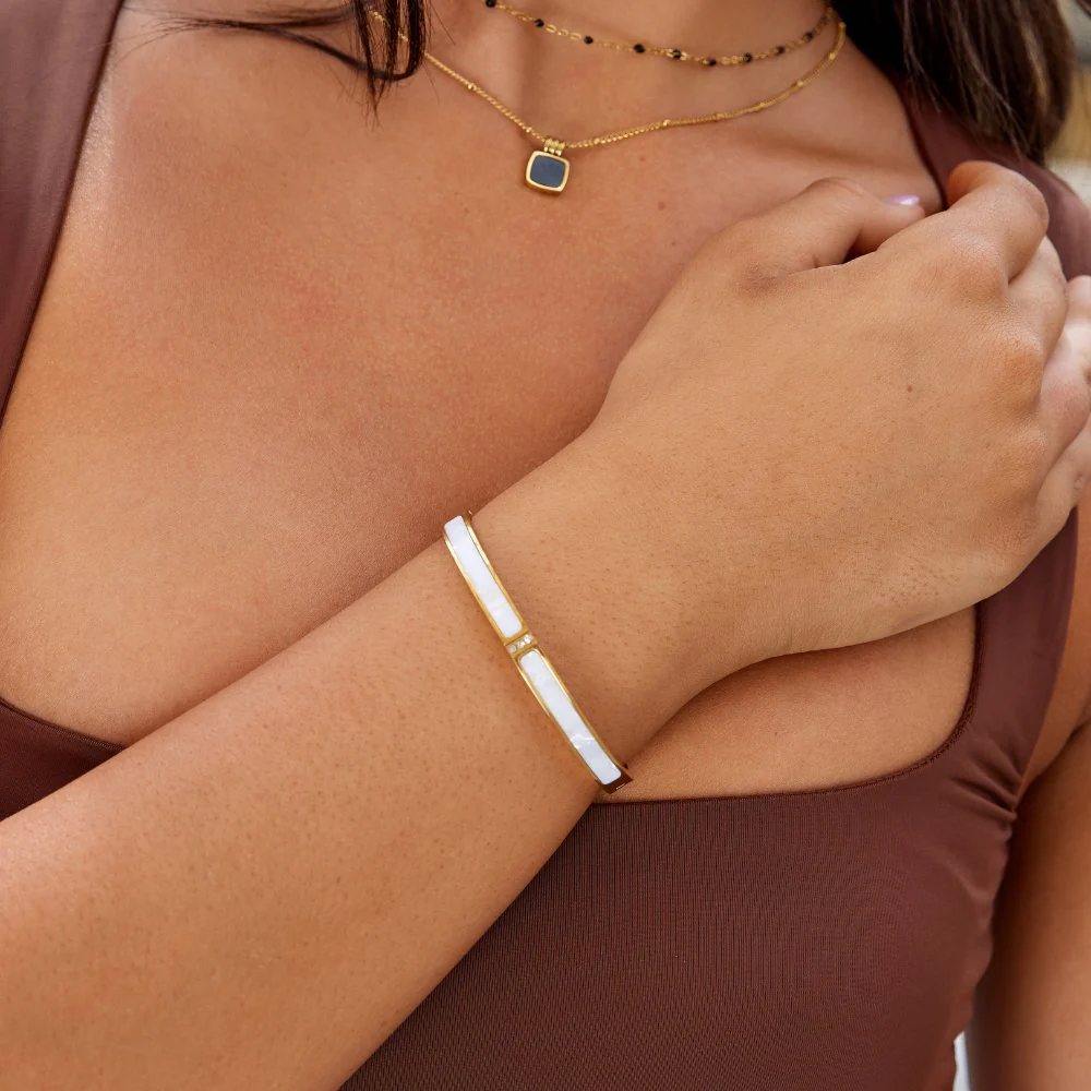 White Sahara Gold Bangle - Image 6