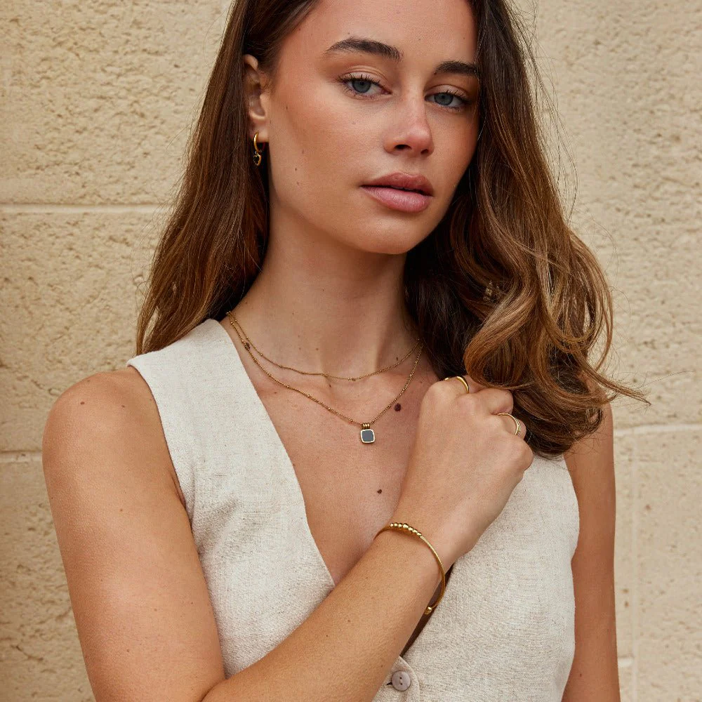 Yuri Gold Bead Bangle - Image 5